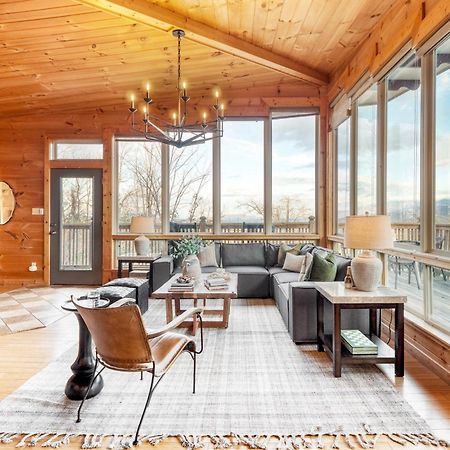 Chestnut By Avantstay Mountain Cabin W Treetop Views Hot Tub Game Room Гатлінбург Екстер'єр фото