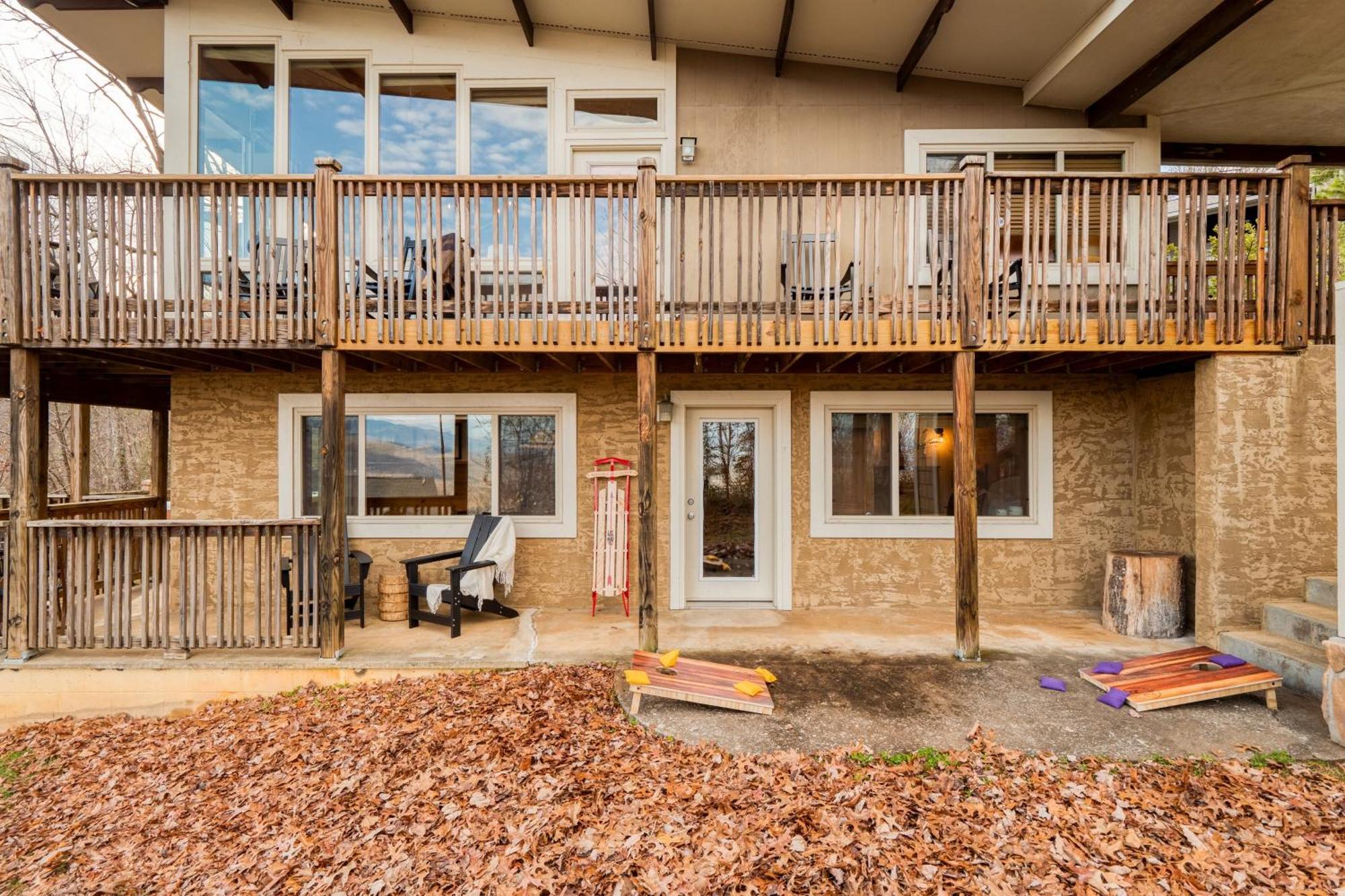 Chestnut By Avantstay Mountain Cabin W Treetop Views Hot Tub Game Room Гатлінбург Екстер'єр фото