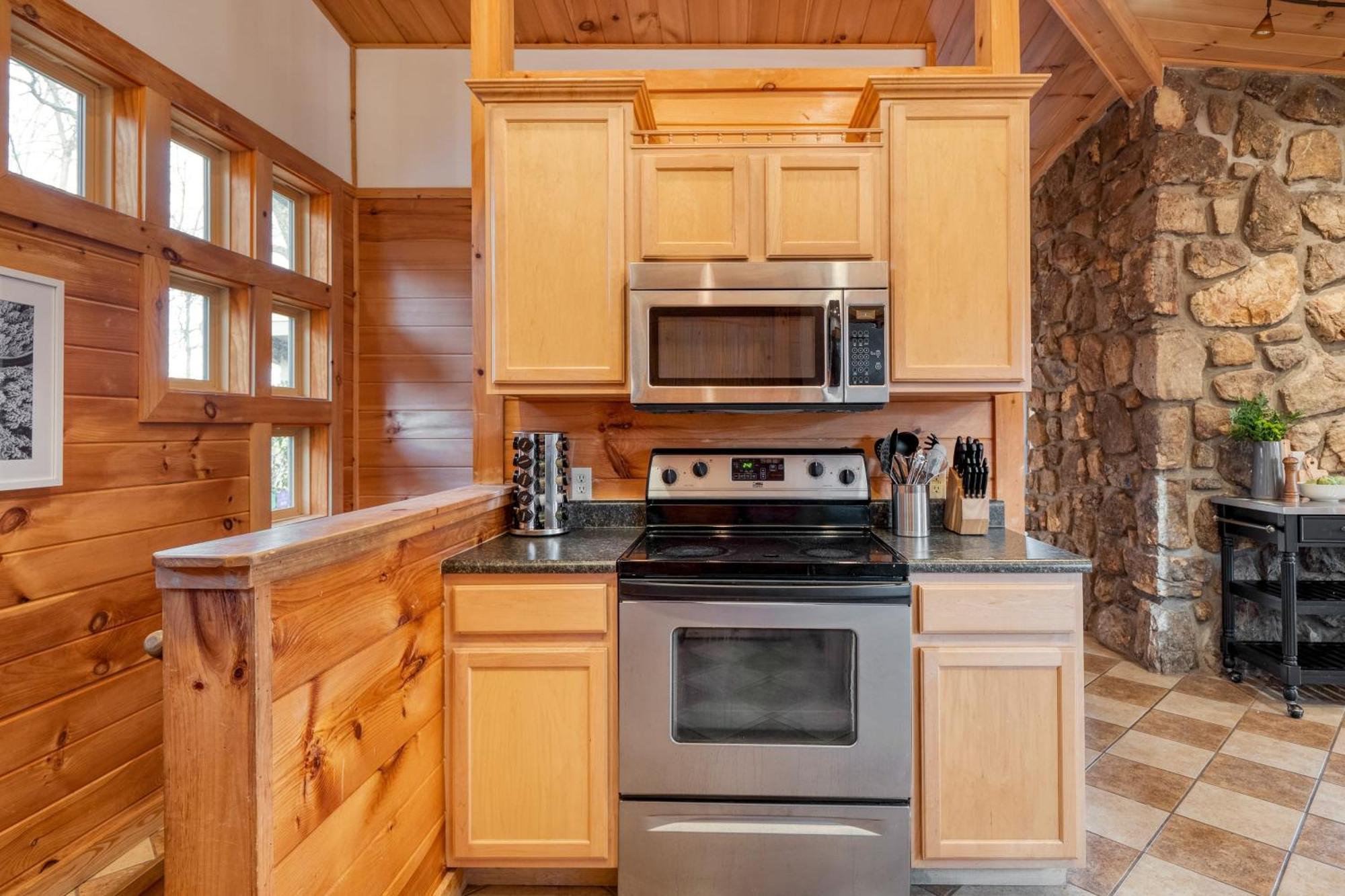 Chestnut By Avantstay Mountain Cabin W Treetop Views Hot Tub Game Room Гатлінбург Екстер'єр фото
